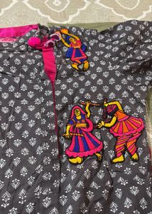 Gray Ethnic Print Kurta with Tassels