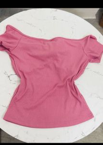 PINK FRONT BOW TOP 💕