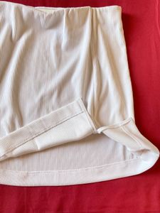 H&amp;M White Mini Skirt