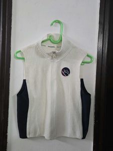 Le coq sportif Vest fits S/M