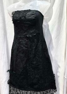 20211. Black Lace Party Dress