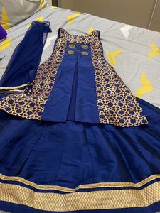 Traditional Kirti-skirt Set