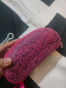 Pink Sunglasses, Negotiable