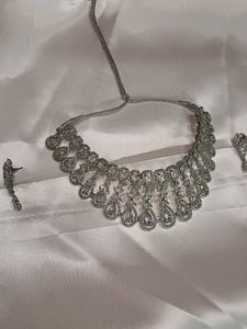 A D Jewellery Set