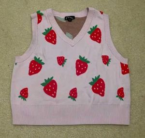Strawberry Vest 🍓