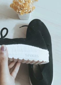 Black Casual Sneakers