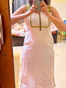 White Embroidered Sleeveless Kurti