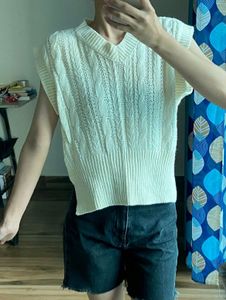 ⭐️ Y2K Sweater Vest ⭐️