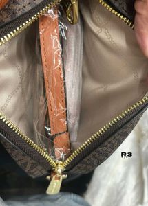 Micheal Kors Slingbags