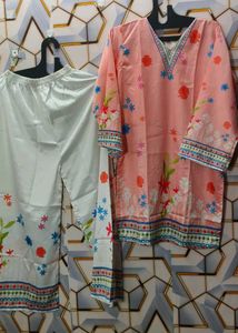 Floral Embroidered Kurti Set