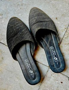 Black Flats