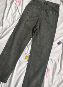 Straight Jeans