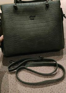 Guess Hand Bag