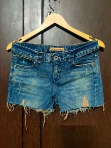Aura Denim Shorts 🩳