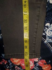 Two-Tone Patchwork Jeans