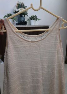 White Sleevless Cute Top