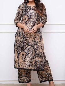 Paisley Print Kurti Pant Set