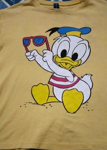 Donald Duck Graphic Tee