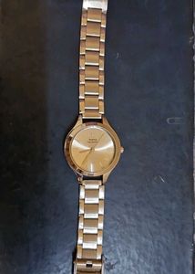 Rymil Quartz Gold Watch