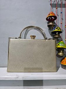 Ethnic Handbag For Wedding Season