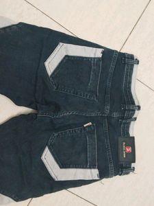 Men&#39;s Jeans