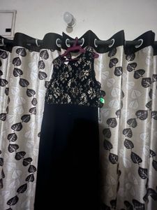 Black Sleeveless Gown