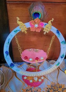 Laddu Gopal Swing