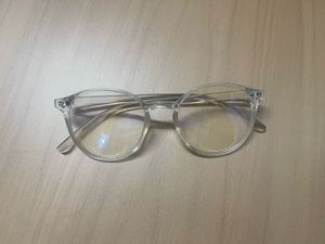 Clear Frame Glasses