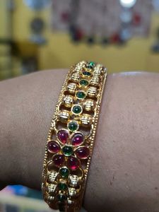 Gold-toned Bangle