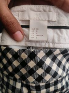 It&#39;s an Formal Trouser. Cheque In Print.