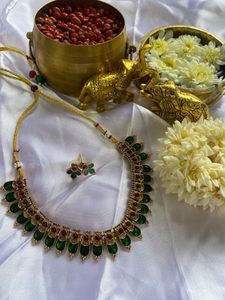 Elegant Necklace