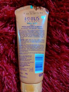 Lotus Herbals Safe Sun SPF 40