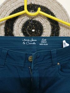 WOMEN&#39;S JEANS