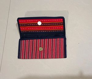 New Hand Wallet