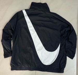 Nike Oversized Zipper