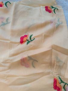 Floral Embroidered Kurti Set