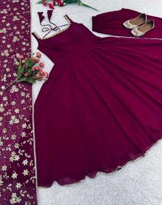 New Designer Party Wear Gown