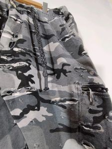 Grey Shade Torn Jogger Pants (Men&#39;s)