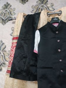 Black Jodhpuri Suit