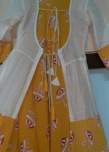 Boho Flair Shrug - Yellow &amp; White