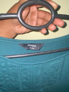 Green Women&#39;s Top