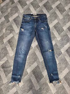 Zara Woman 28 Waist Premium Jeans🔥🔥🔥