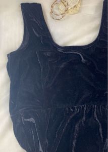 Elegant Black Velvet Mini Dress