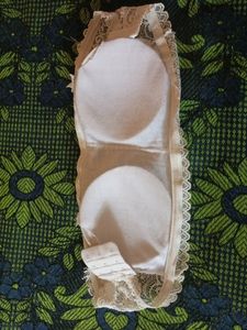 White Colored Strapless Bra