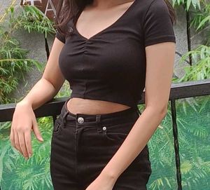 Hnm V Neck Slim Fit Crop Top