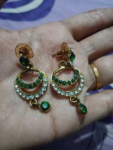 Earings