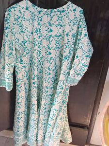 Floral Embroidered Kurti Pant with Dupatta set