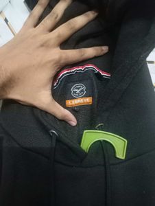Le Breve Premium Hoodie
