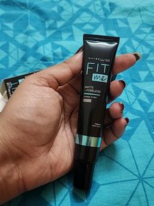 Maybelline Fit Me Matte + Poreless Primer