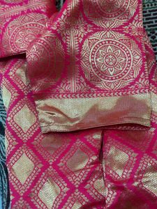 Magenta Pink&amp; Gold Brocade Kurti With Pant